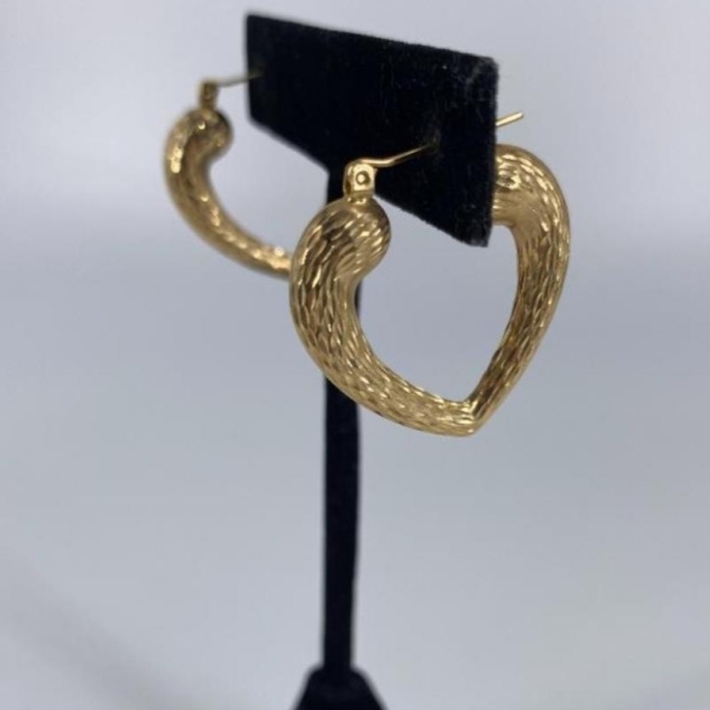 Heart Shaped 14K Gold Earrings